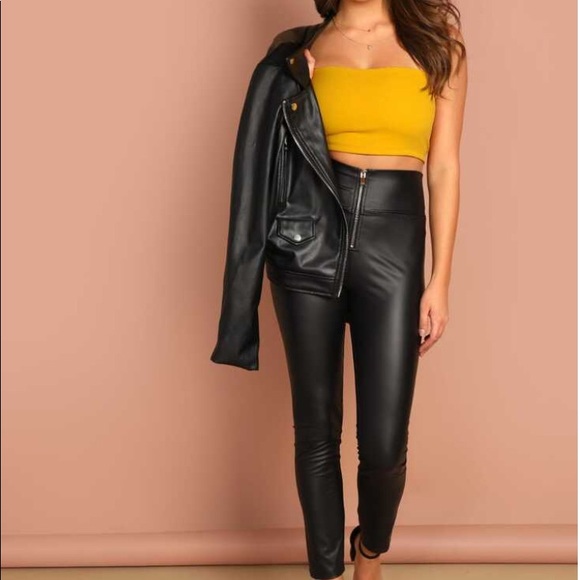 Crop Top - Picture 5 of 5